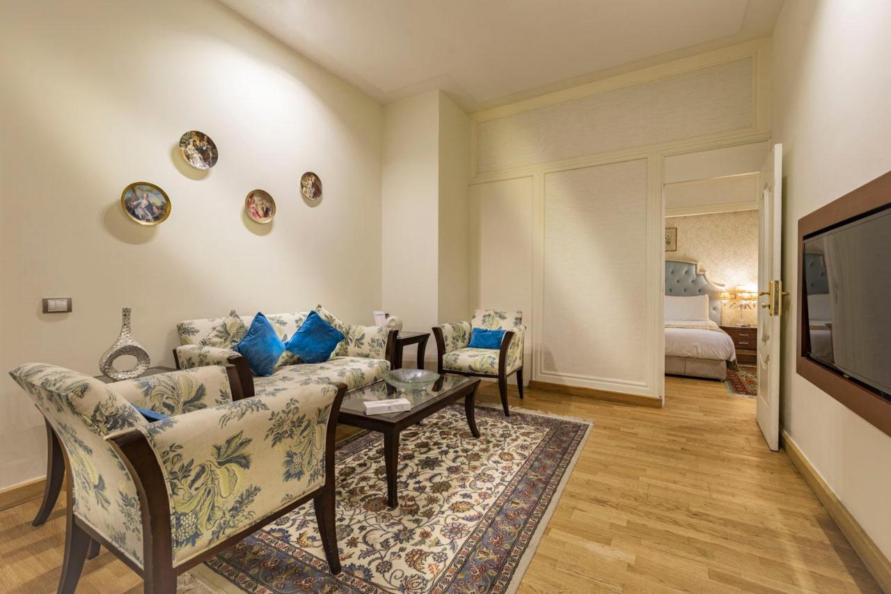 Al Masa Hotel Nasr City Cairo Ngoại thất bức ảnh A suite at the Taj Bengal