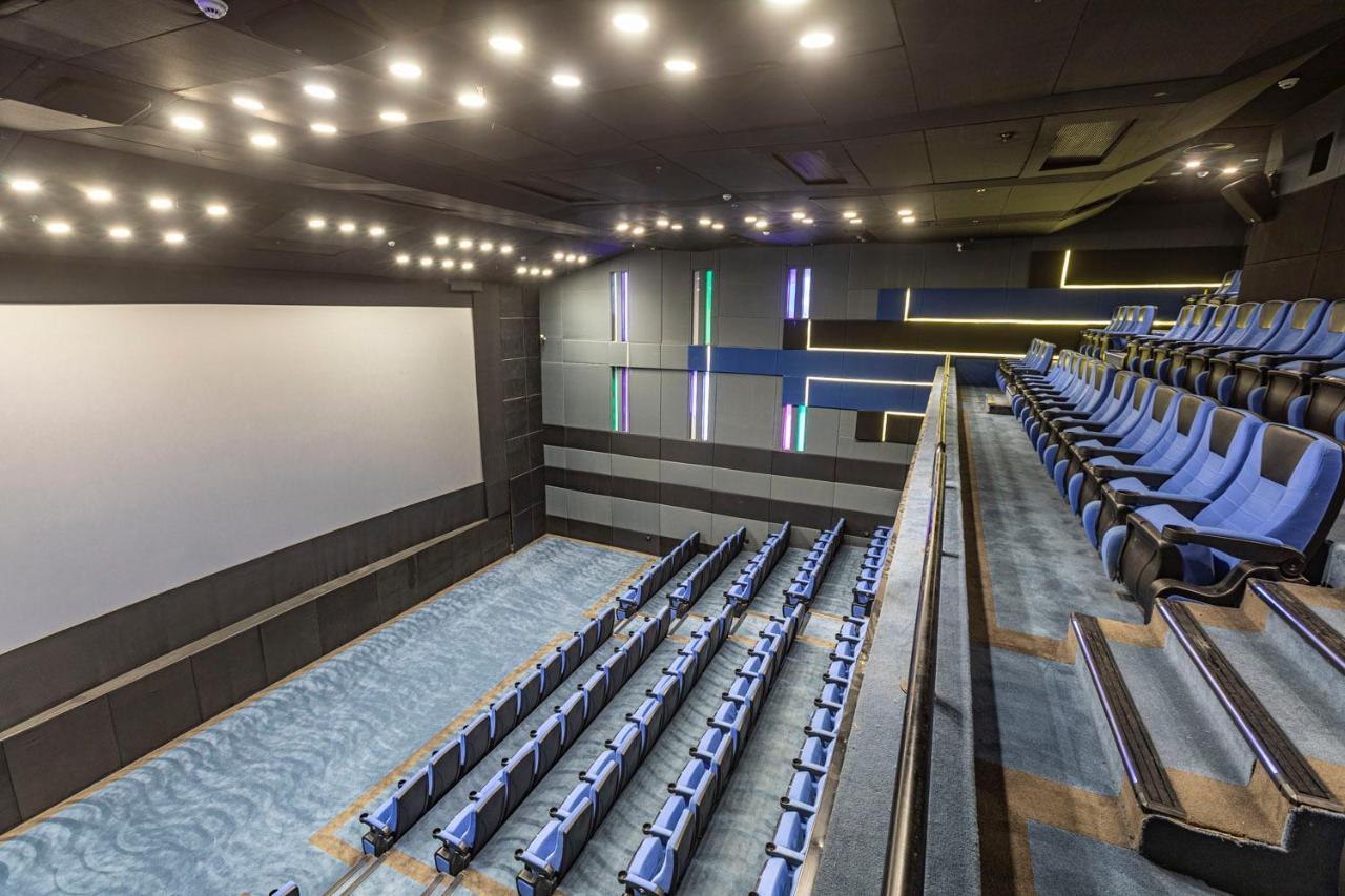 Al Masa Hotel Nasr City Cairo Ngoại thất bức ảnh The interior of the cinema